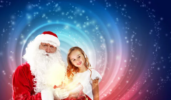 Ritratto di Babbo Natale con una ragazza — Foto Stock