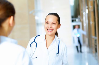 iki dost kadın doktor portresi