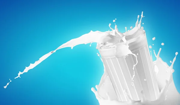 Verse melk in het glas — Stockfoto