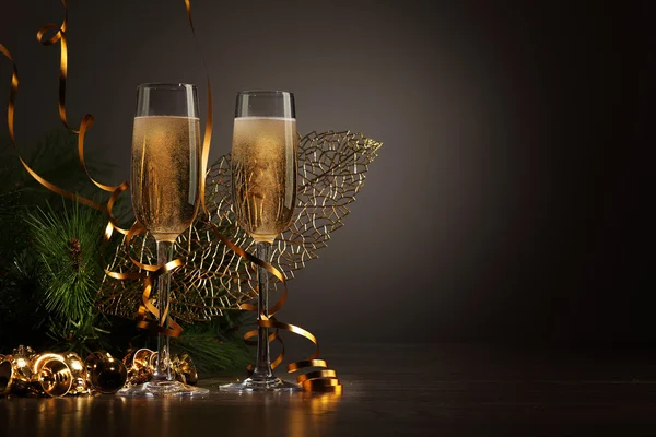 Verres de champagne à la fête du Nouvel An — Photo