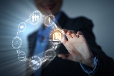 dokunmatik ekranda iterek el