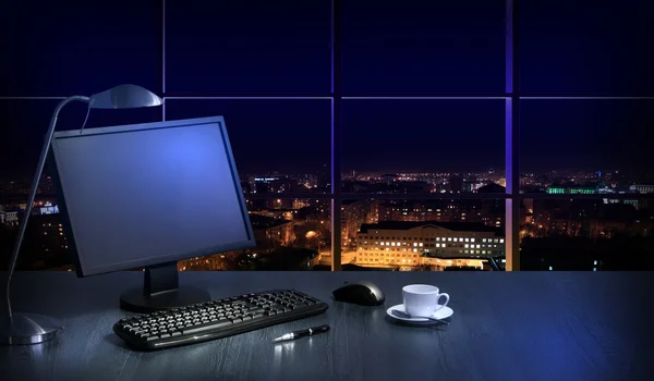 Gece ofiste — Stok fotoğraf