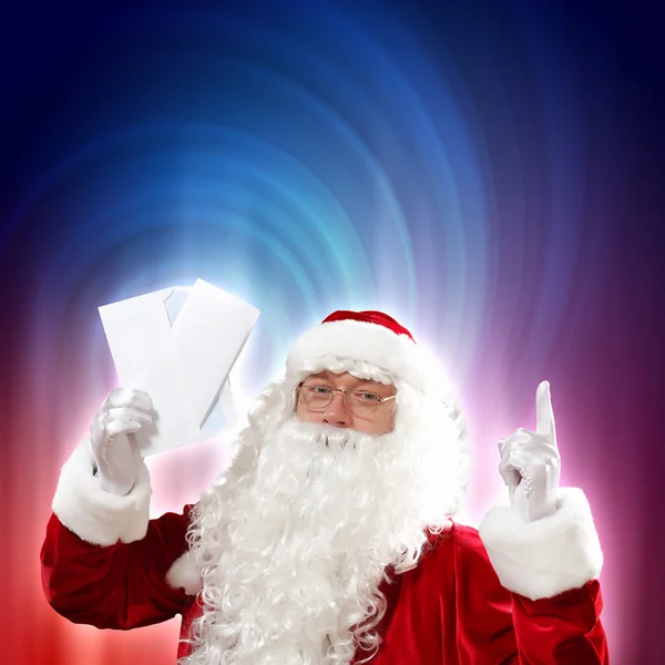 Père Noël avec lettre de Noël — Photo