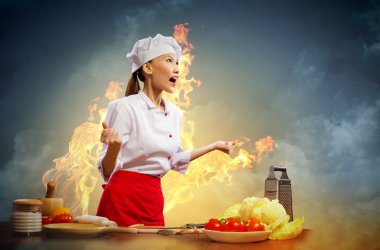 Asyalı kadın aşçı öfke
