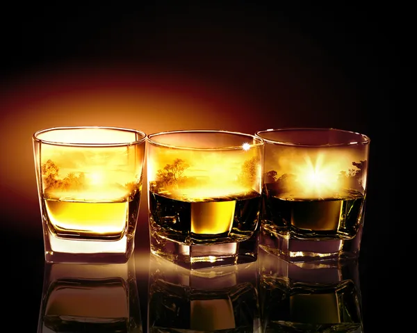 Három pohár whiskey — Stock Fotó