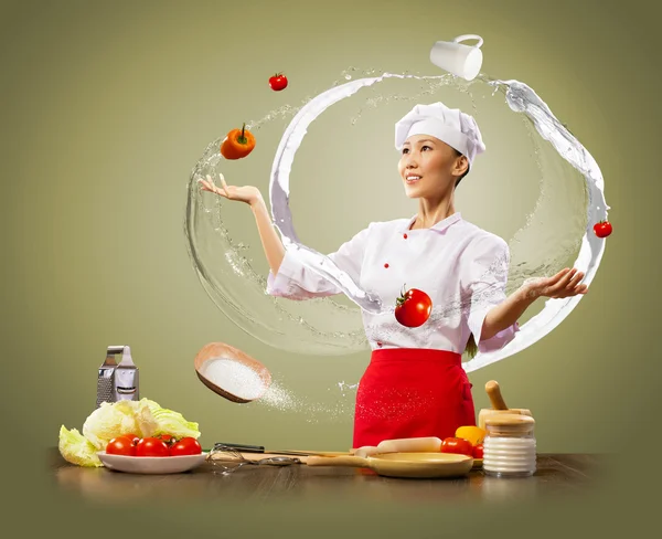 Juggler female cook — Stock Photo, Image