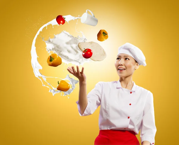 Juggler female cook — Stock Photo, Image