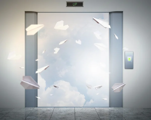Elevator doors and the natural landscape — Stock Photo, Image