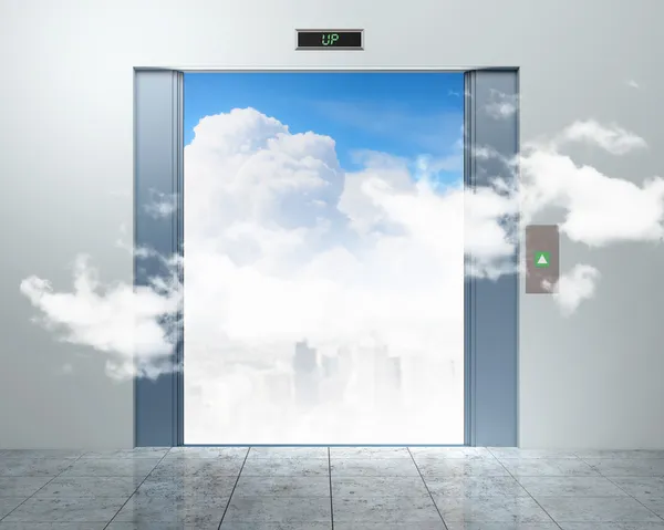 Elevator doors and the natural landscape — Stock Photo, Image