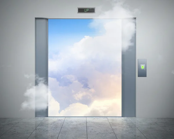Elevator doors and the natural landscape — Stockfoto