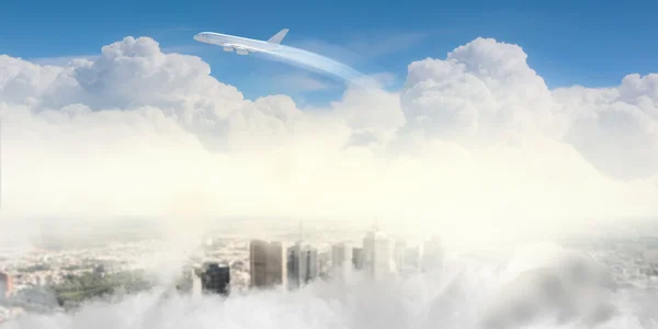 Image of airplane in sky — Stock Photo, Image