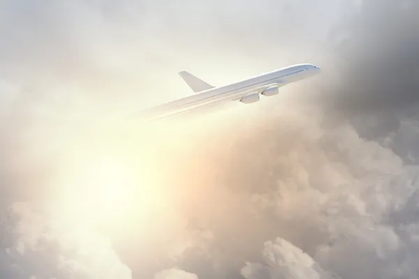 Image of airplane in sky — Stock Photo, Image