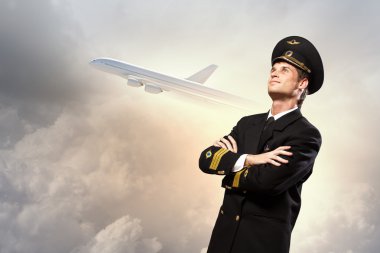 görüntü erkek pilotu