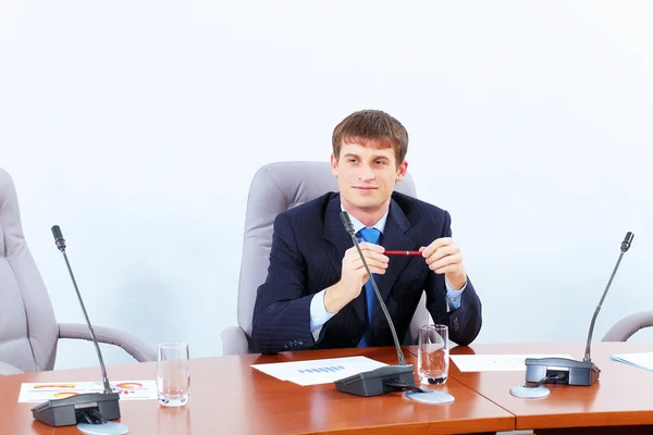 Homem de negócios na reunião — Fotografia de Stock