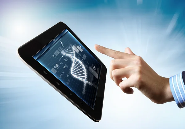 Nici DNA na ekranie tabletu — Zdjęcie stockowe
