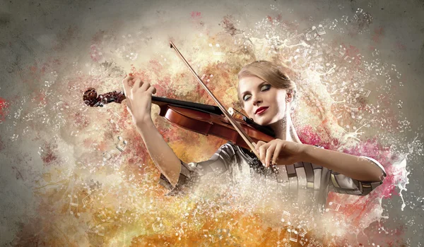 ゴージャスな女性演奏ヴァイオリン — ストック写真