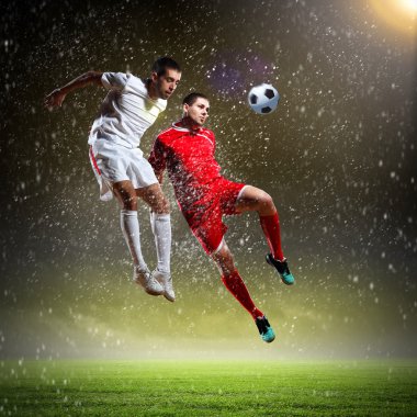 iki futbolcu