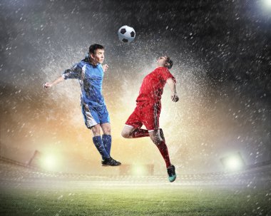 iki futbolcu