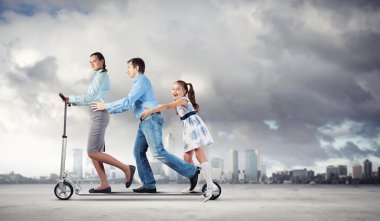 mutlu bir aile üzerinde sürme