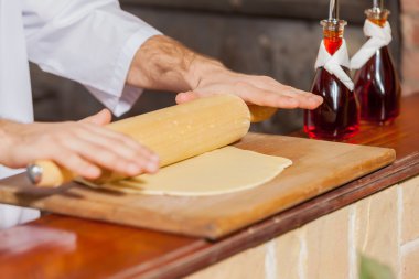 yakın çekim yemek ellerin