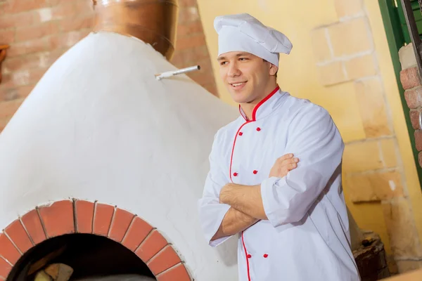 Jonge mannelijke kok — Stockfoto