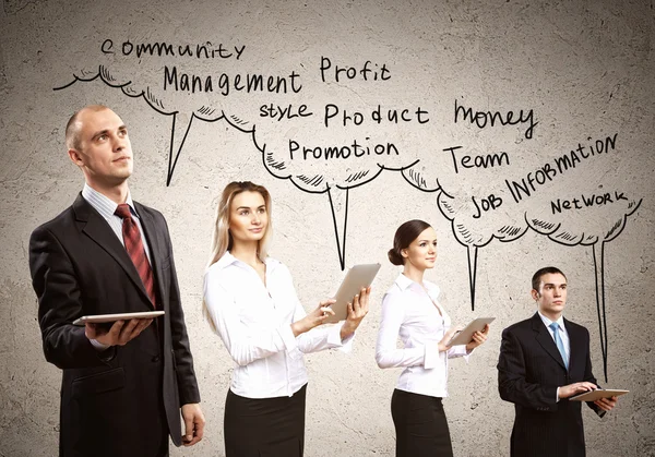 Empresarios equipo posando — Foto de Stock