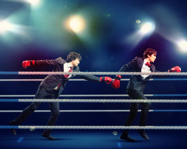 Two young businessman boxing — Stock Photo, Image