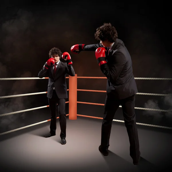 Two young businessman boxing — Stock Photo, Image