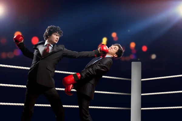 Two young businessman boxing — Stock Photo, Image