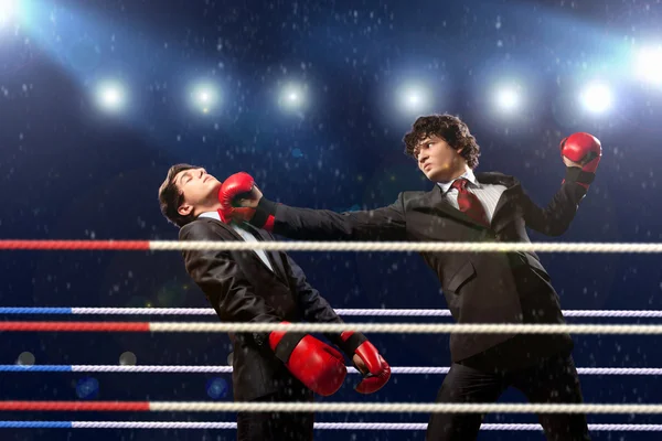 Two young businessman boxing — Stock Photo, Image