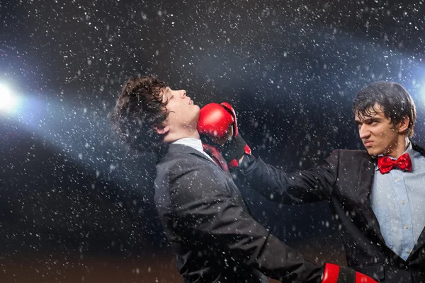 Two young businessman boxing — Stock Photo, Image