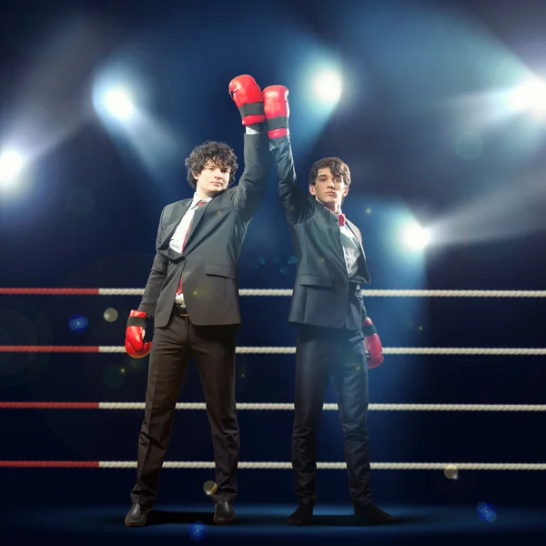 Two young businessman boxing — Stock Photo, Image