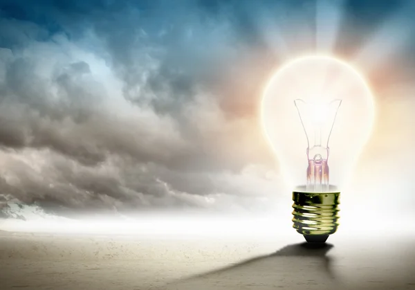 Light bulb and nature — Stock Photo, Image