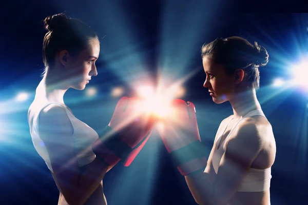 Dvě ženy boxer — Stock fotografie