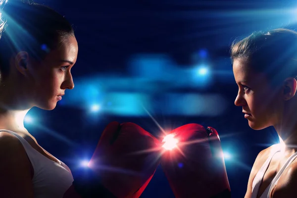 Two boxer women — Stock Photo, Image