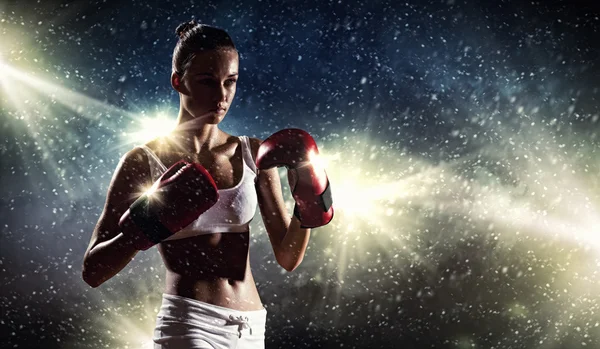 Jonge bokser vrouw — Stockfoto