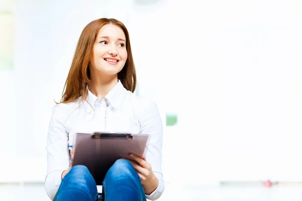 Young woman in casual — Stock Photo, Image