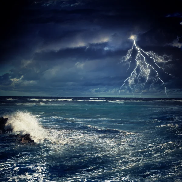 Denizde fırtına Stok Resim