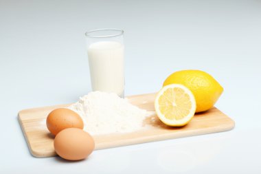 yapmak için farklı ürünler ekmek