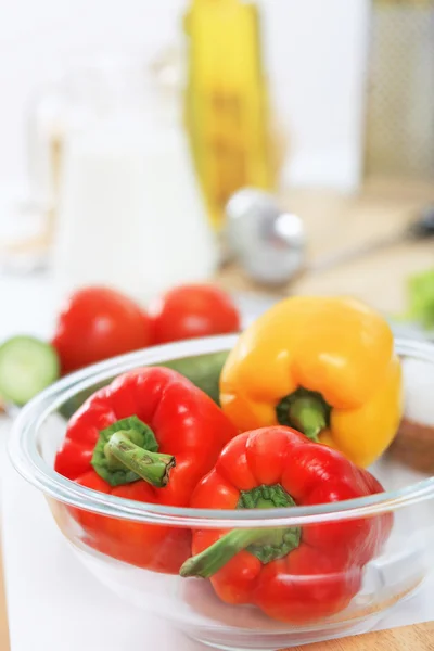 Alimentos frescos e saudáveis — Fotografia de Stock