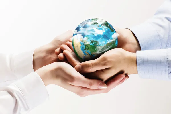 Earth planet in hands — Stock Photo, Image