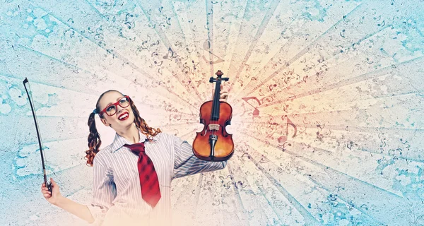 Young woman violinist — Stock Photo, Image