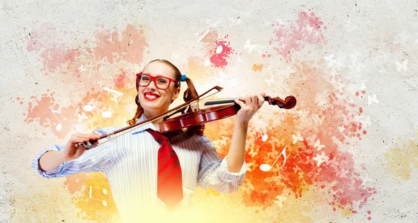 Young woman violinist — Stock Photo, Image