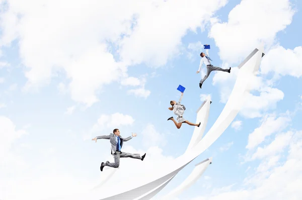 Empresarios saltando — Foto de Stock