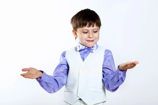 Porträt eines kleinen Jungen — Stockfoto