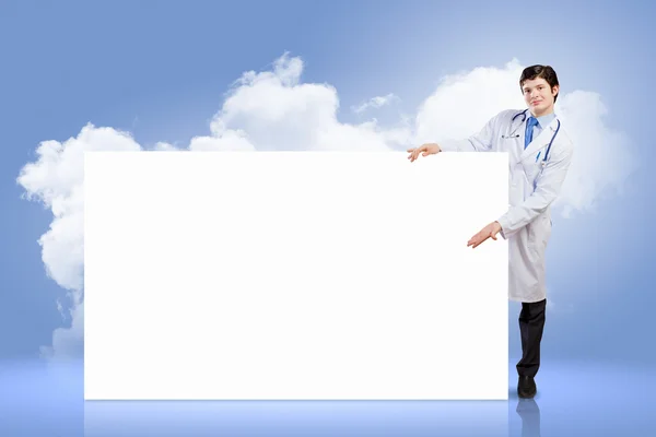 Erkek doktor banner ile — Stok fotoğraf