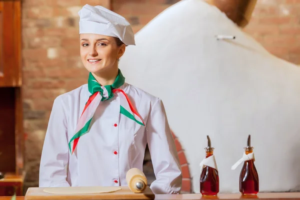 Young woman cook — Stock Photo, Image