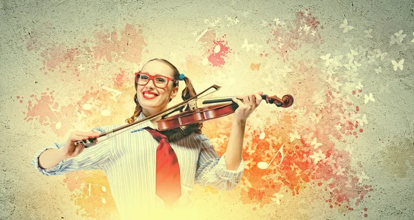 Young woman violinist — Stock Photo, Image