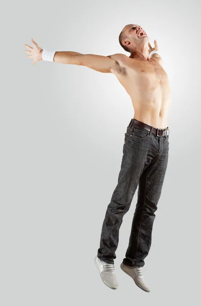 Tänzer im modernen Stil posieren — Stockfoto