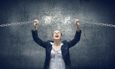 agresif iş kadını